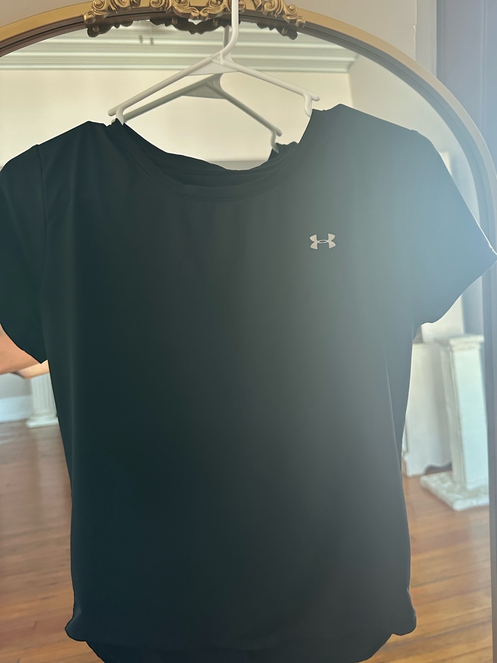 Under Armour Black Women's Short Sleeve Athletic Tee
